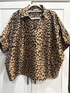 JODIFL Leopard Print Collared Top - Black & Tan - NWOT